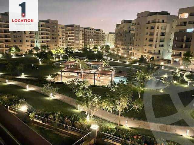 https://aqarmap.com.eg/en/listing/4844052-for-sale-cairo-new-cairo-compounds-fifth-square