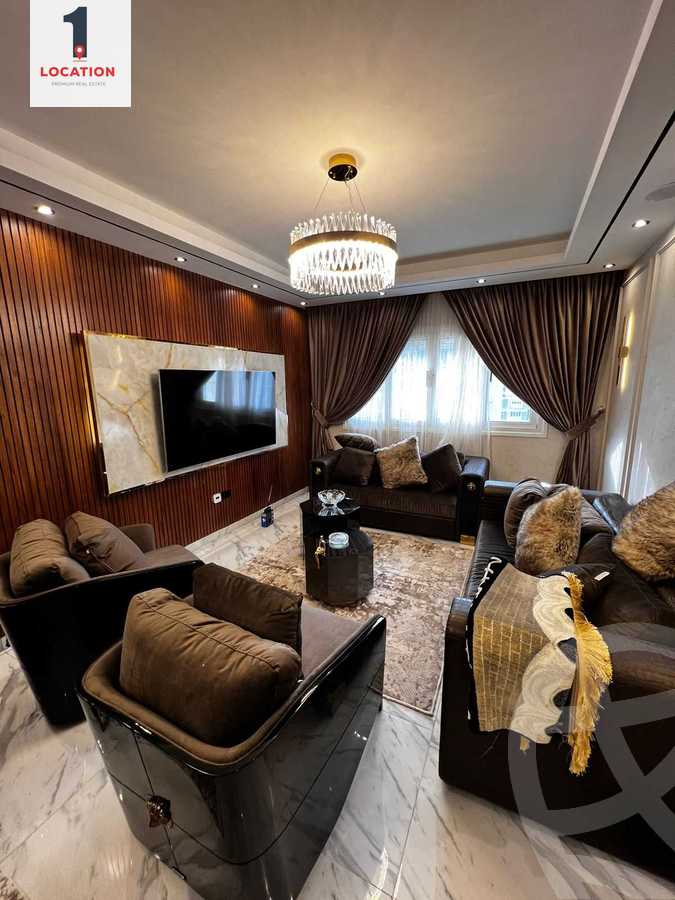 https://aqarmap.com.eg/en/listing/4859076-for-sale-cairo-new-cairo-compounds-mountain-view-hyde-park