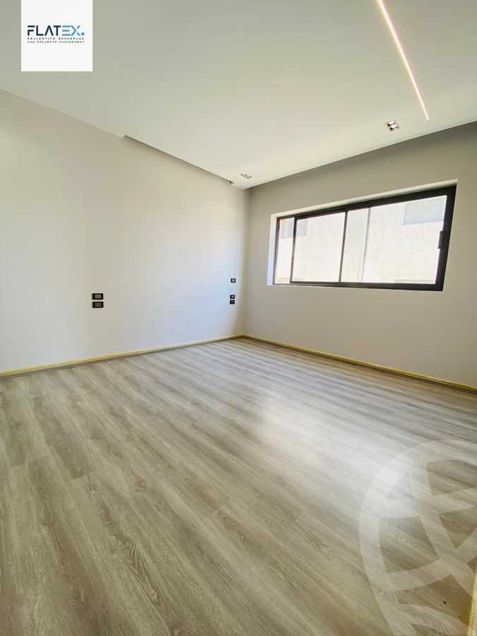 https://aqarmap.com.eg/en/listing/4087363-for-rent-cairo-new-cairo-compounds-lakeview-residence