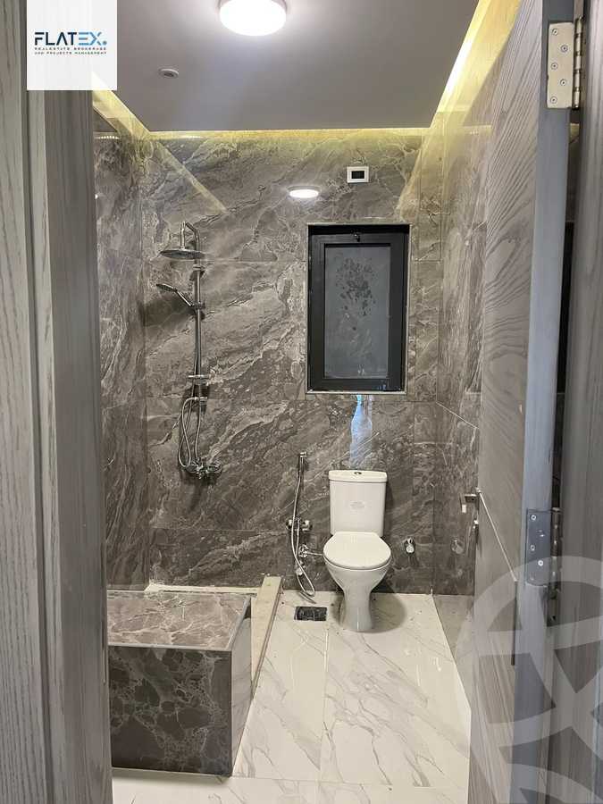 https://aqarmap.com.eg/en/listing/4138485-for-rent-cairo-new-cairo-compounds-lakeview-residence