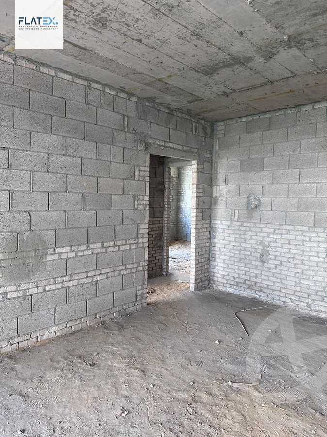 https://aqarmap.com.eg/en/listing/4166160-for-sale-cairo-new-cairo-compounds-lakeview-residence