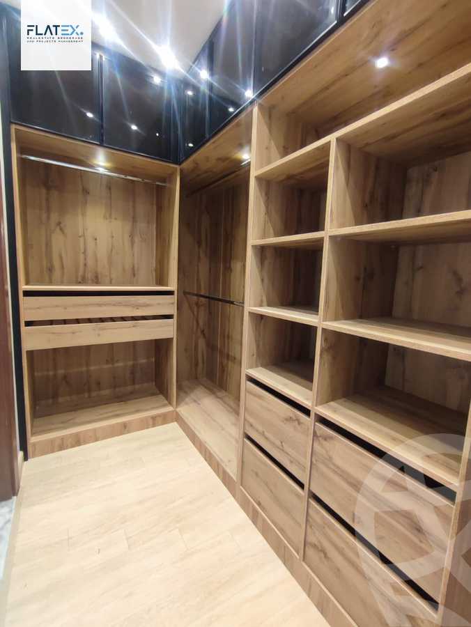 https://aqarmap.com.eg/en/listing/4180985-for-rent-cairo-new-cairo-compounds-lakeview-residence