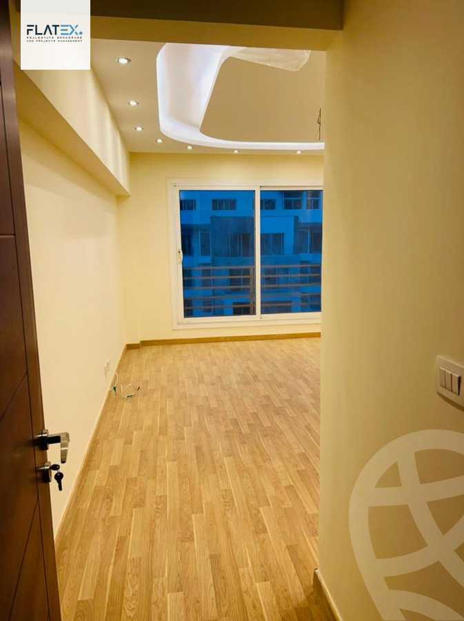 https://aqarmap.com.eg/en/listing/4232081-for-rent-cairo-new-cairo-compounds-mountain-view-hyde-park