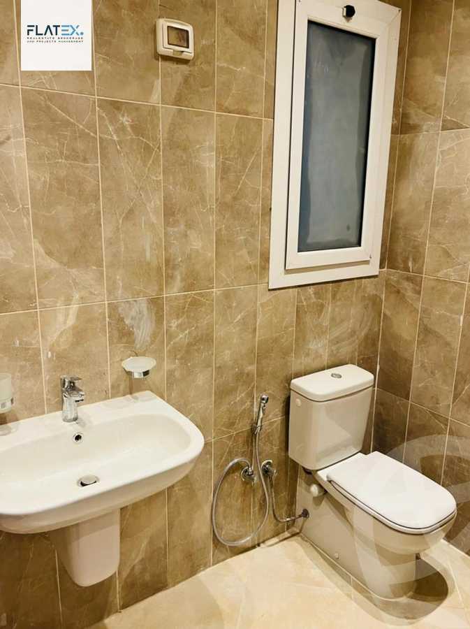 https://aqarmap.com.eg/en/listing/4232081-for-rent-cairo-new-cairo-compounds-mountain-view-hyde-park