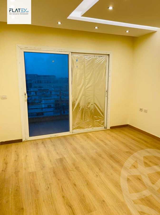 https://aqarmap.com.eg/en/listing/4232081-for-rent-cairo-new-cairo-compounds-mountain-view-hyde-park