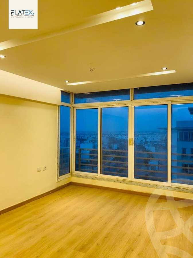https://aqarmap.com.eg/en/listing/4232081-for-rent-cairo-new-cairo-compounds-mountain-view-hyde-park