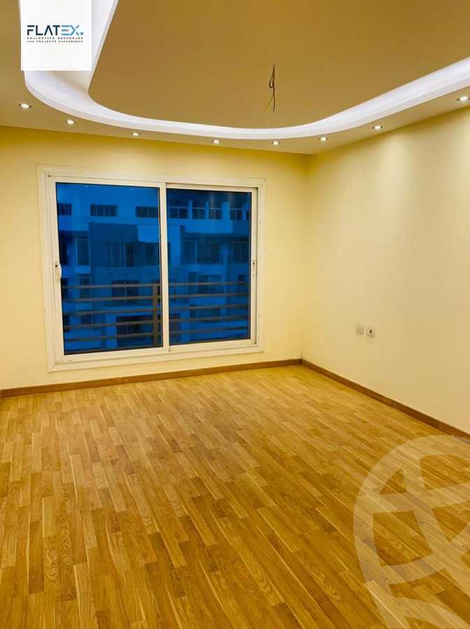 https://aqarmap.com.eg/en/listing/4232081-for-rent-cairo-new-cairo-compounds-mountain-view-hyde-park
