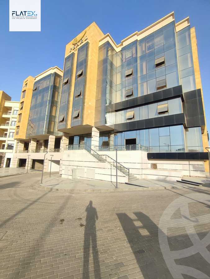 https://aqarmap.com.eg/en/listing/4258718-for-sale-cairo-new-cairo-compounds-byrl-d-rw