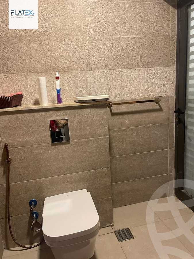 https://aqarmap.com.eg/ar/listing/4273570-for-rent-cairo-new-cairo-compounds-lake-view