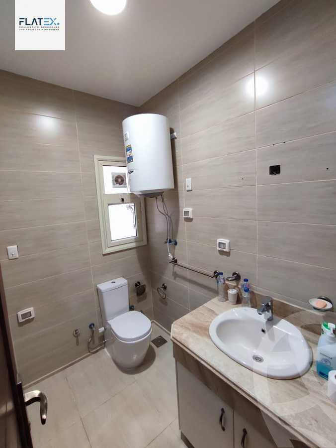 https://aqarmap.com.eg/ar/listing/4309565-for-sale-cairo-new-cairo-compounds-byrl-d-rw