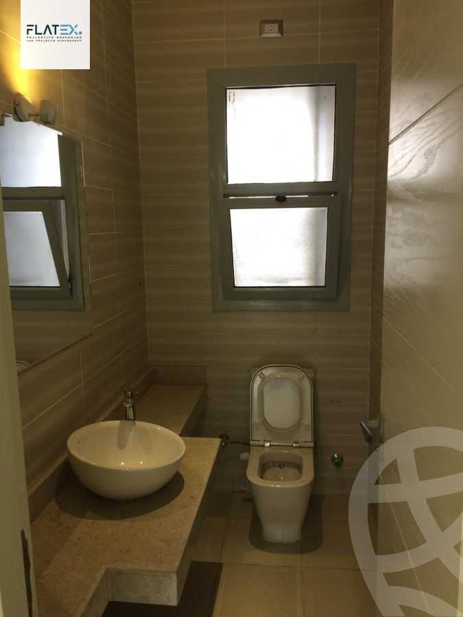 https://aqarmap.com.eg/en/listing/4322908-for-sale-village-gate-mall-palm-hills