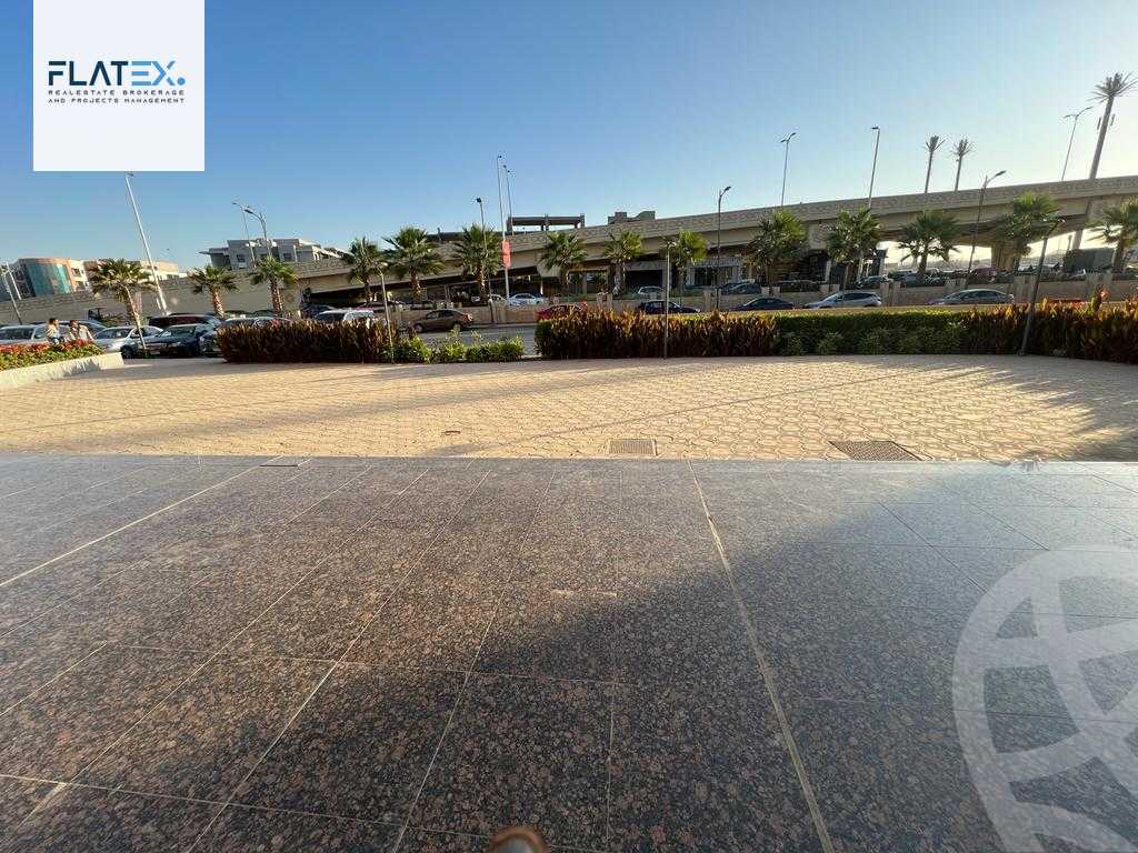 https://aqarmap.com.eg/en/listing/4326323-for-rent-cairo-new-cairo-compounds-les-rois