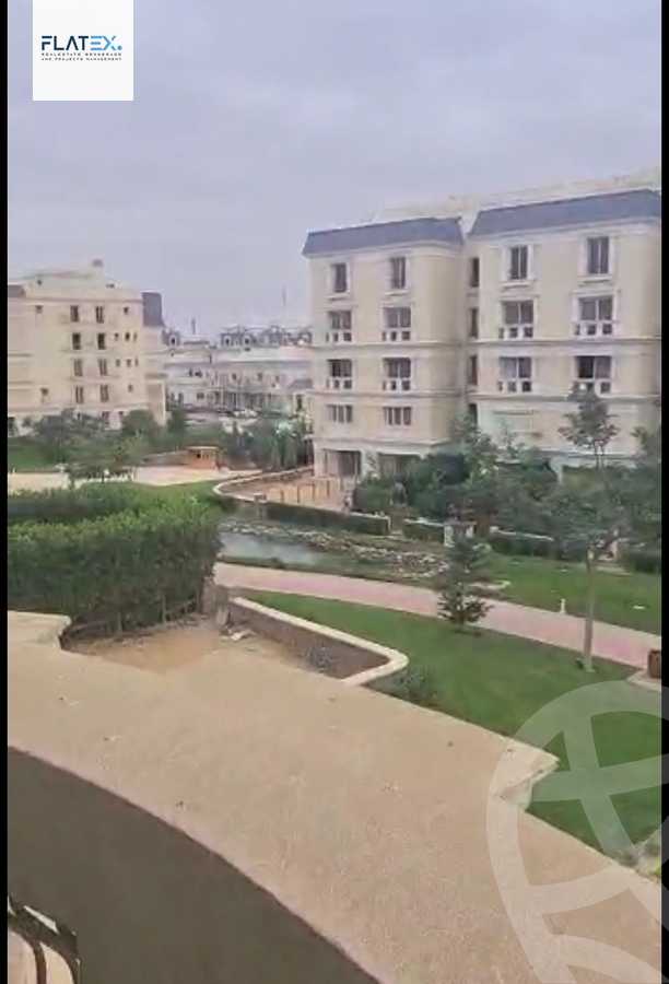 https://aqarmap.com.eg/en/listing/4378825-for-sale-cairo-new-cairo-compounds-mountain-view-hyde-park