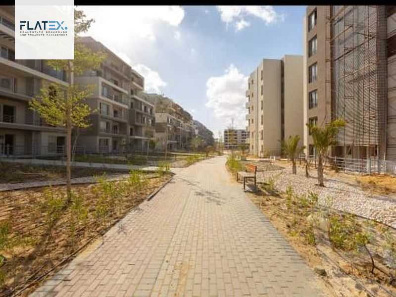 https://aqarmap.com.eg/en/listing/4785900-for-sale-cairo-new-cairo-compounds-blm-hylz-nyw-kyrw