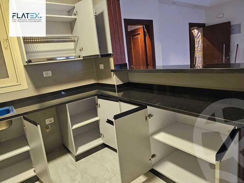 https://aqarmap.com.eg/ar/listing/5021237-for-rent-cairo-new-cairo-compounds-el-patio-oro