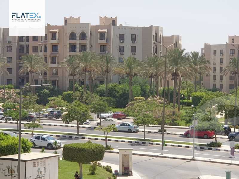 https://aqarmap.com.eg/ar/listing/5081016-for-rent-cairo-new-cairo-lrhb-city-phase-4-mohammed-farid-st