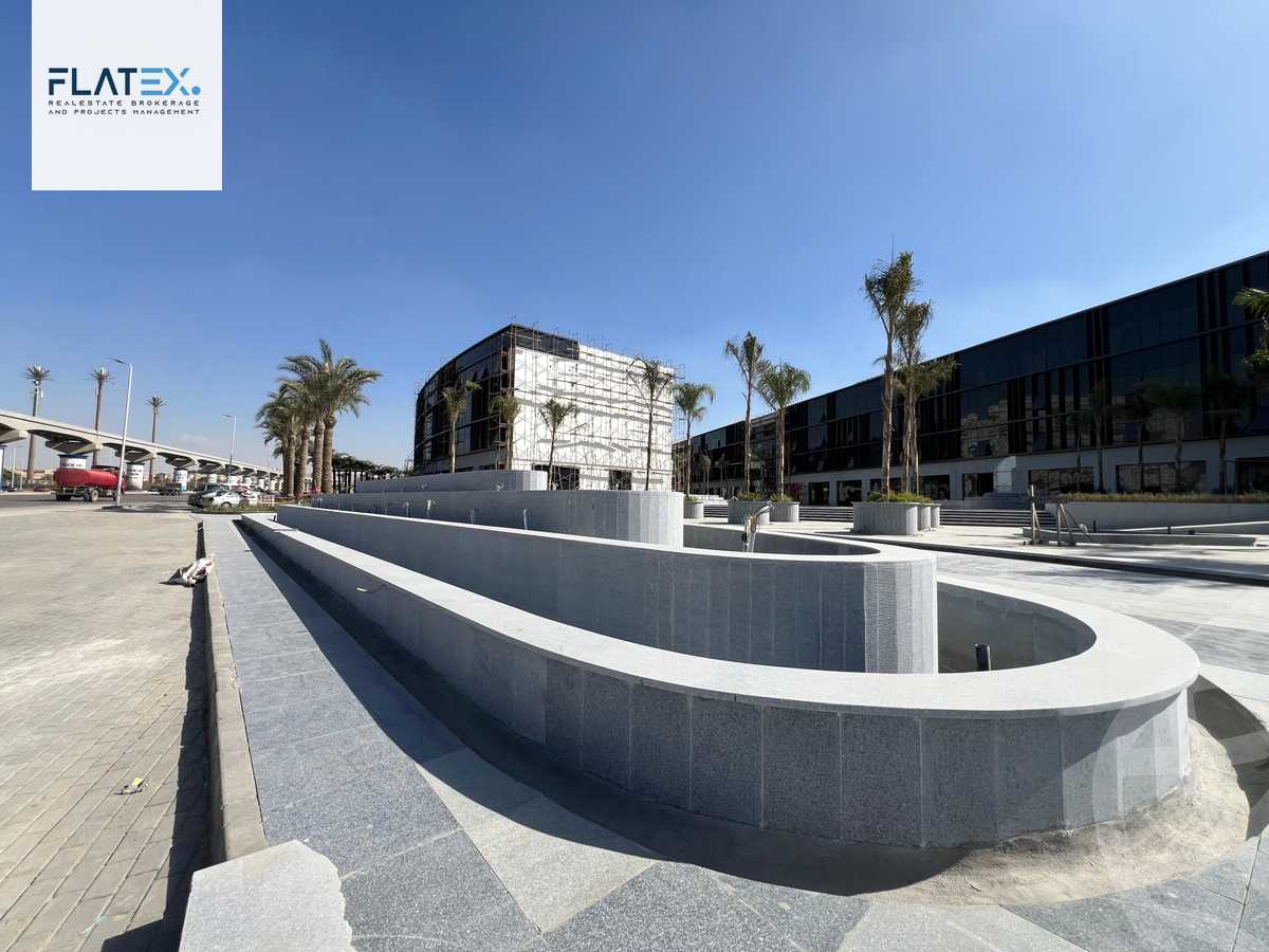 https://aqarmap.com.eg/en/listing/5328981-for-sale-cairo-new-cairo-compounds-lake-view-plaza-el-hazek