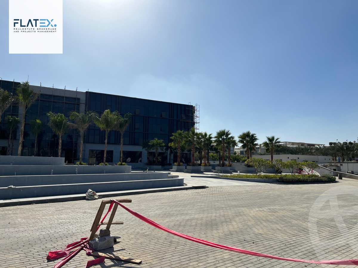 https://aqarmap.com.eg/en/listing/5328981-for-sale-cairo-new-cairo-compounds-lake-view-plaza-el-hazek