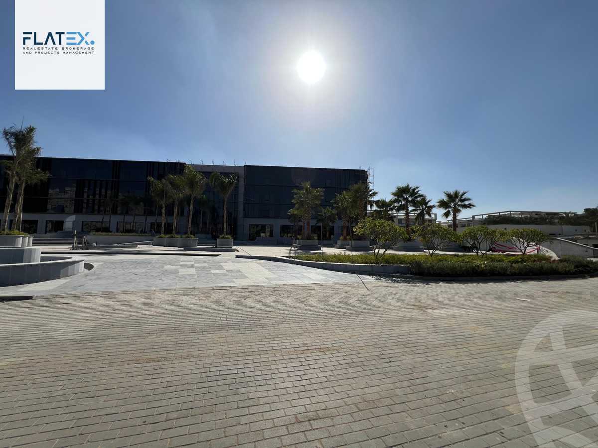 https://aqarmap.com.eg/en/listing/5328981-for-sale-cairo-new-cairo-compounds-lake-view-plaza-el-hazek
