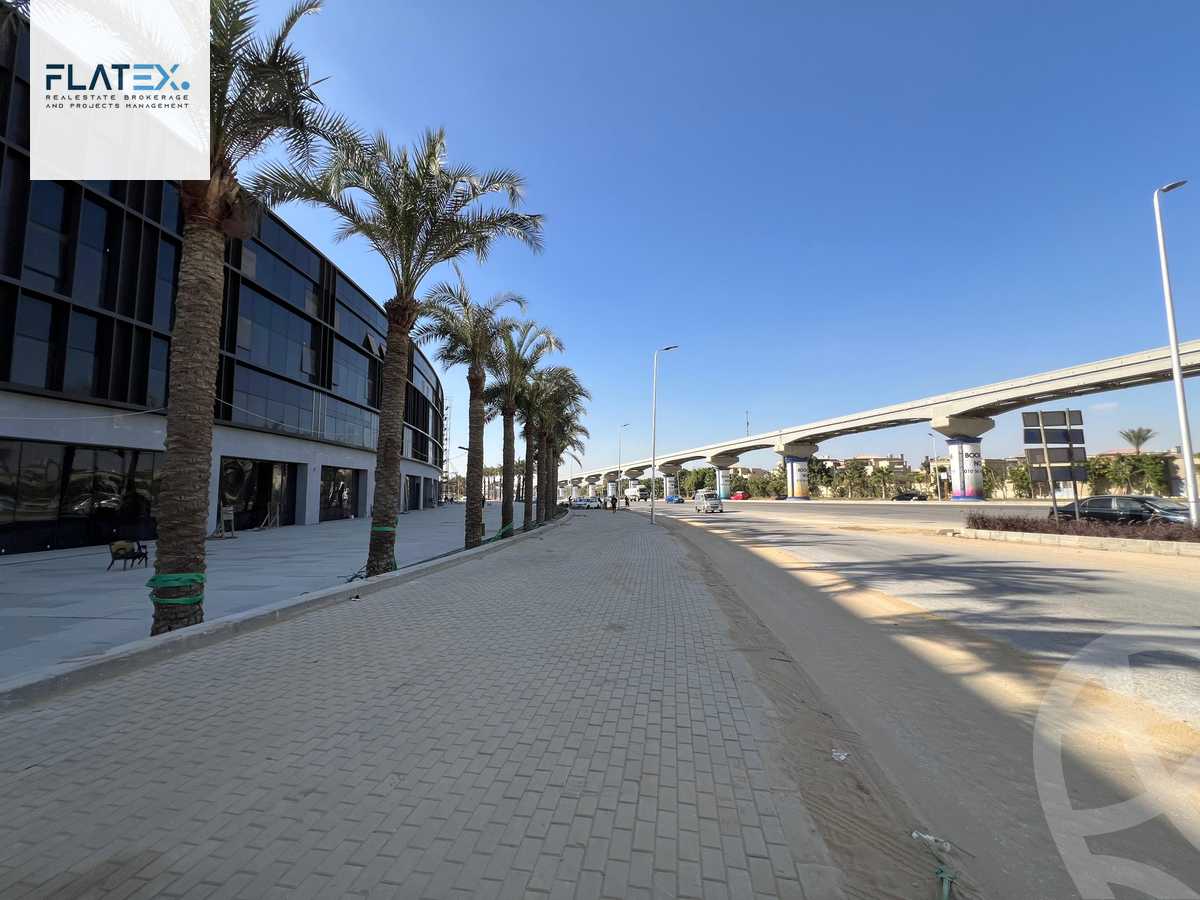 https://aqarmap.com.eg/en/listing/5328981-for-sale-cairo-new-cairo-compounds-lake-view-plaza-el-hazek