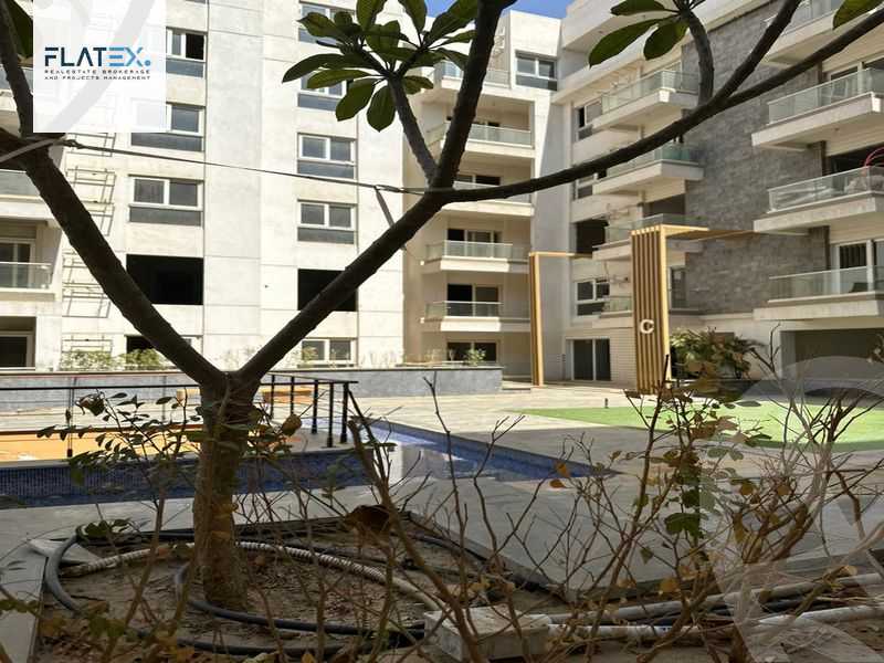 https://aqarmap.com.eg/ar/listing/5382193-for-sale-cairo-new-cairo-compounds-mwntn-fyw-y-syty-club-park-mountain-view-icity