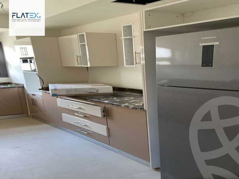 https://aqarmap.com.eg/ar/listing/5539876-for-sale-cairo-new-cairo-compounds-mivida-mivida-parcel-25