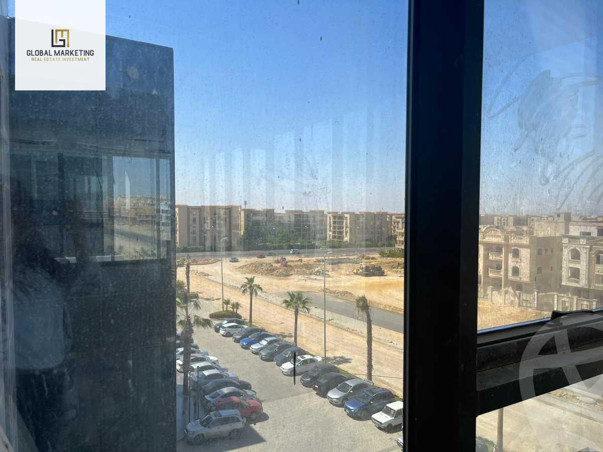 https://aqarmap.com.eg/ar/listing/4816855-for-rent-cairo-new-cairo-compounds-cairo-business-park-the-hive-24-hub-misr-italia