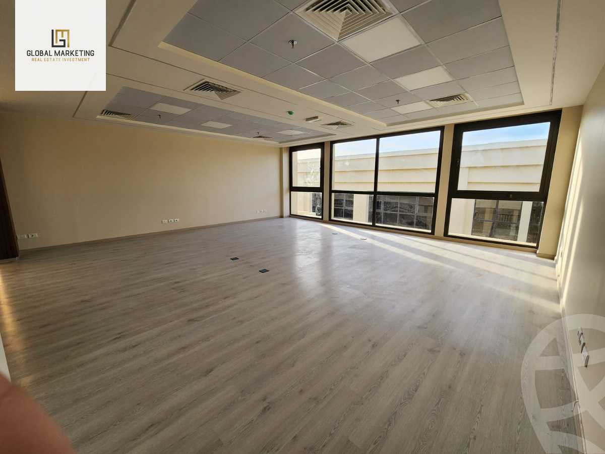 https://aqarmap.com.eg/ar/listing/4825815-for-rent-cairo-new-cairo-compounds-mivida-mivida-business-park-emaar