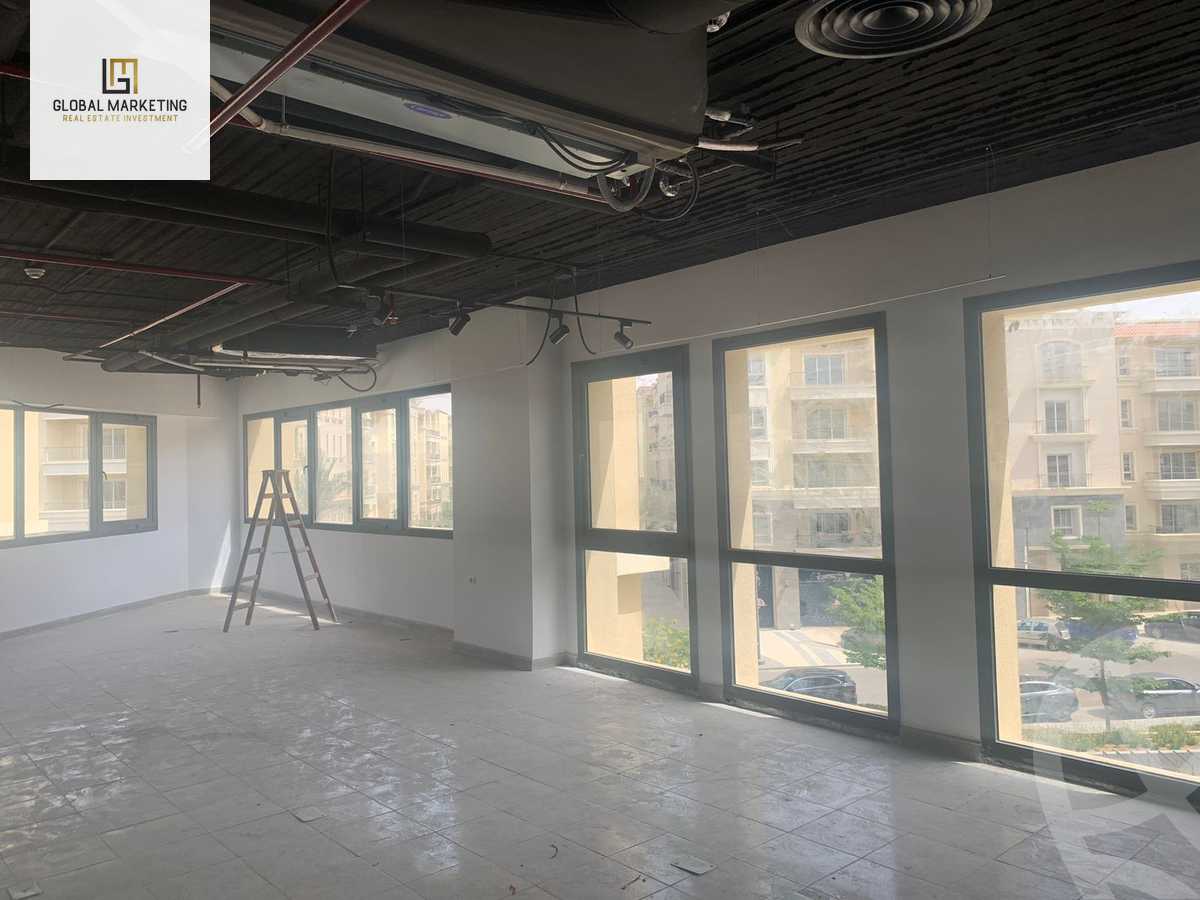 https://aqarmap.com.eg/ar/listing/4855426-for-rent-cairo-new-cairo-compounds-mivida-mivida-parcel-2