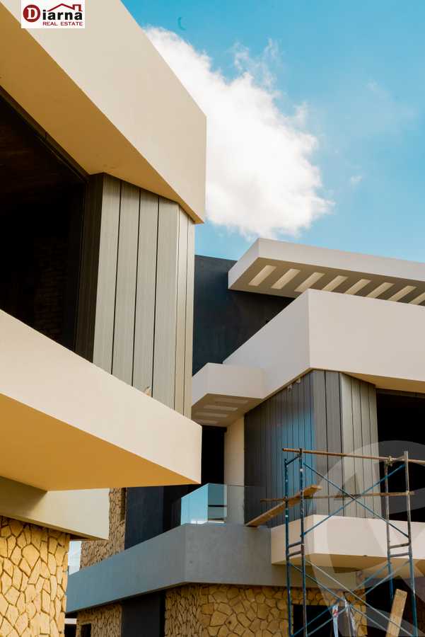 https://aqarmap.com.eg/ar/listing/4301300-for-sale-cairo-new-administrative-capital-r7-midtown-sky
