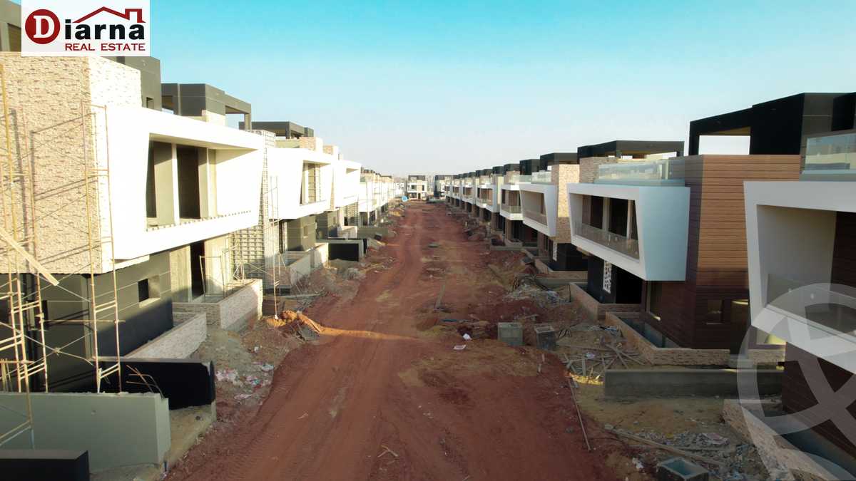 https://aqarmap.com.eg/ar/listing/4301300-for-sale-cairo-new-administrative-capital-r7-midtown-sky