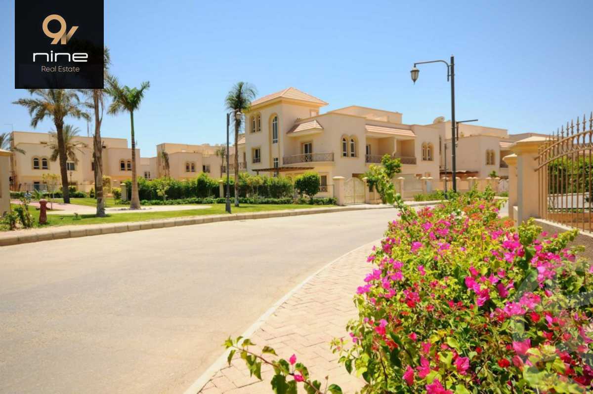 https://aqarmap.com.eg/en/listing/4328325-for-sale-cairo-el-sheikh-zayed-city-compounds-greens