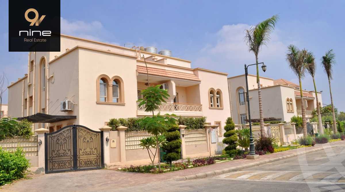 https://aqarmap.com.eg/en/listing/4328325-for-sale-cairo-el-sheikh-zayed-city-compounds-greens