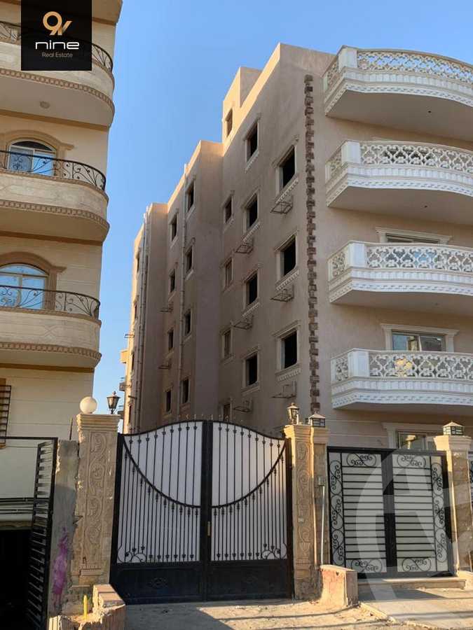 https://aqarmap.com.eg/ar/listing/4347886-for-sale-cairo-6th-of-october-featured-neighborhood-sixth-touristic-village-sameh-gado-st