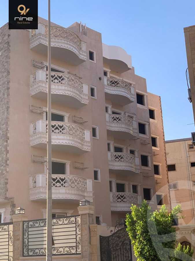 https://aqarmap.com.eg/ar/listing/4347886-for-sale-cairo-6th-of-october-featured-neighborhood-sixth-touristic-village-sameh-gado-st