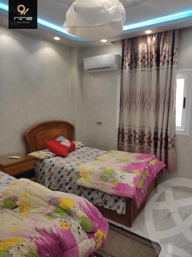 https://aqarmap.com.eg/en/listing/4365761-for-sale-cairo-el-sheikh-zayed-city-el-hay-el-hady-ashaer-area-1-abdel-latif-salam-st