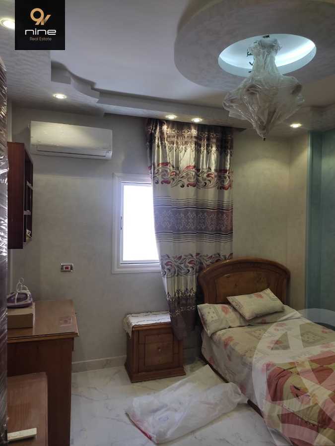 https://aqarmap.com.eg/en/listing/4365761-for-sale-cairo-el-sheikh-zayed-city-el-hay-el-hady-ashaer-area-1-abdel-latif-salam-st