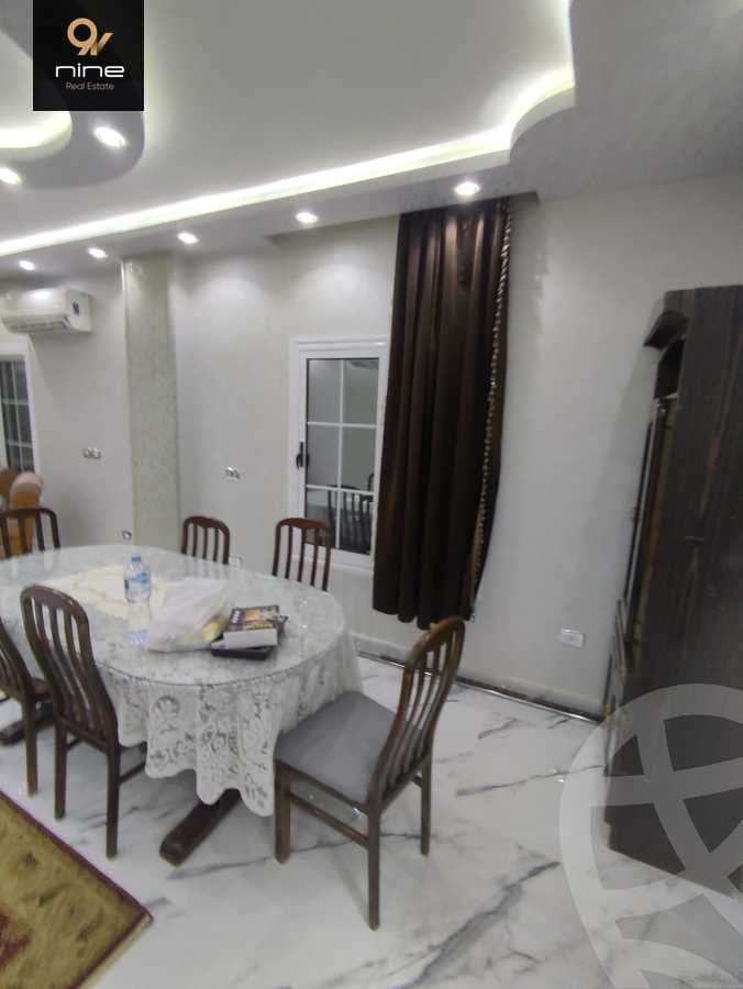 https://aqarmap.com.eg/en/listing/4365761-for-sale-cairo-el-sheikh-zayed-city-el-hay-el-hady-ashaer-area-1-abdel-latif-salam-st