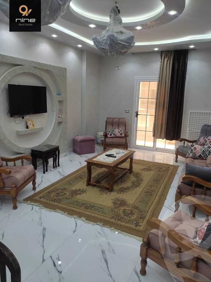 https://aqarmap.com.eg/en/listing/4365761-for-sale-cairo-el-sheikh-zayed-city-el-hay-el-hady-ashaer-area-1-abdel-latif-salam-st