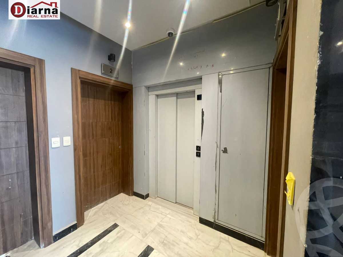 https://aqarmap.com.eg/en/listing/4262180-for-sale-cairo-new-cairo-compounds-el-patio-oro
