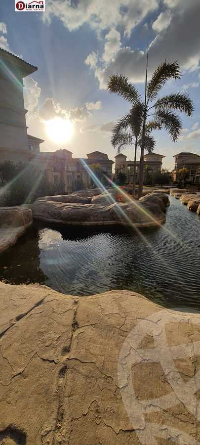 https://aqarmap.com.eg/ar/listing/4280016-for-sale-cairo-new-cairo-compounds-royal-lagoon