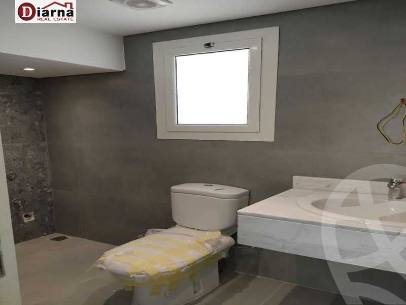 https://aqarmap.com.eg/en/listing/4282716-for-rent-cairo-new-cairo-compounds-mountain-view-hyde-park