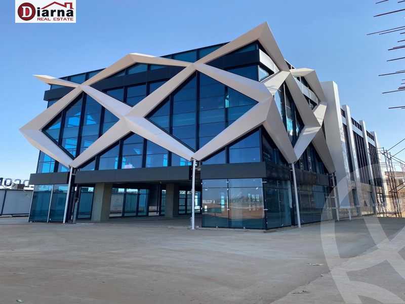 https://aqarmap.com.eg/en/listing/4347812-for-sale-cairo-new-administrative-capital-r7-mydtwn-swlw-mwl-btr-hwm-llttwyr