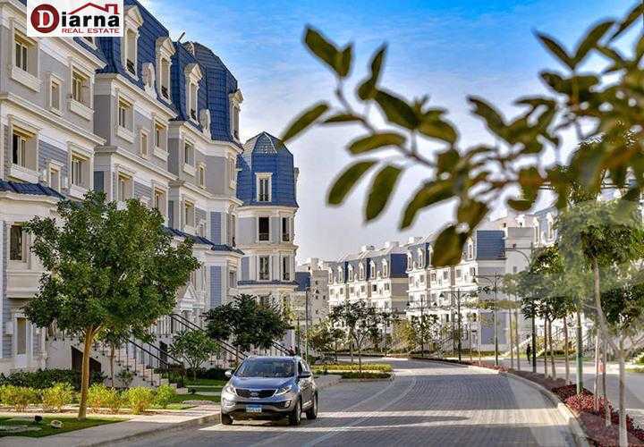https://aqarmap.com.eg/en/listing/4365550-for-sale-cairo-new-cairo-compounds-mountain-view-hyde-park