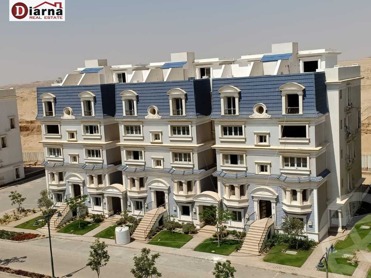 https://aqarmap.com.eg/en/listing/4365550-for-sale-cairo-new-cairo-compounds-mountain-view-hyde-park