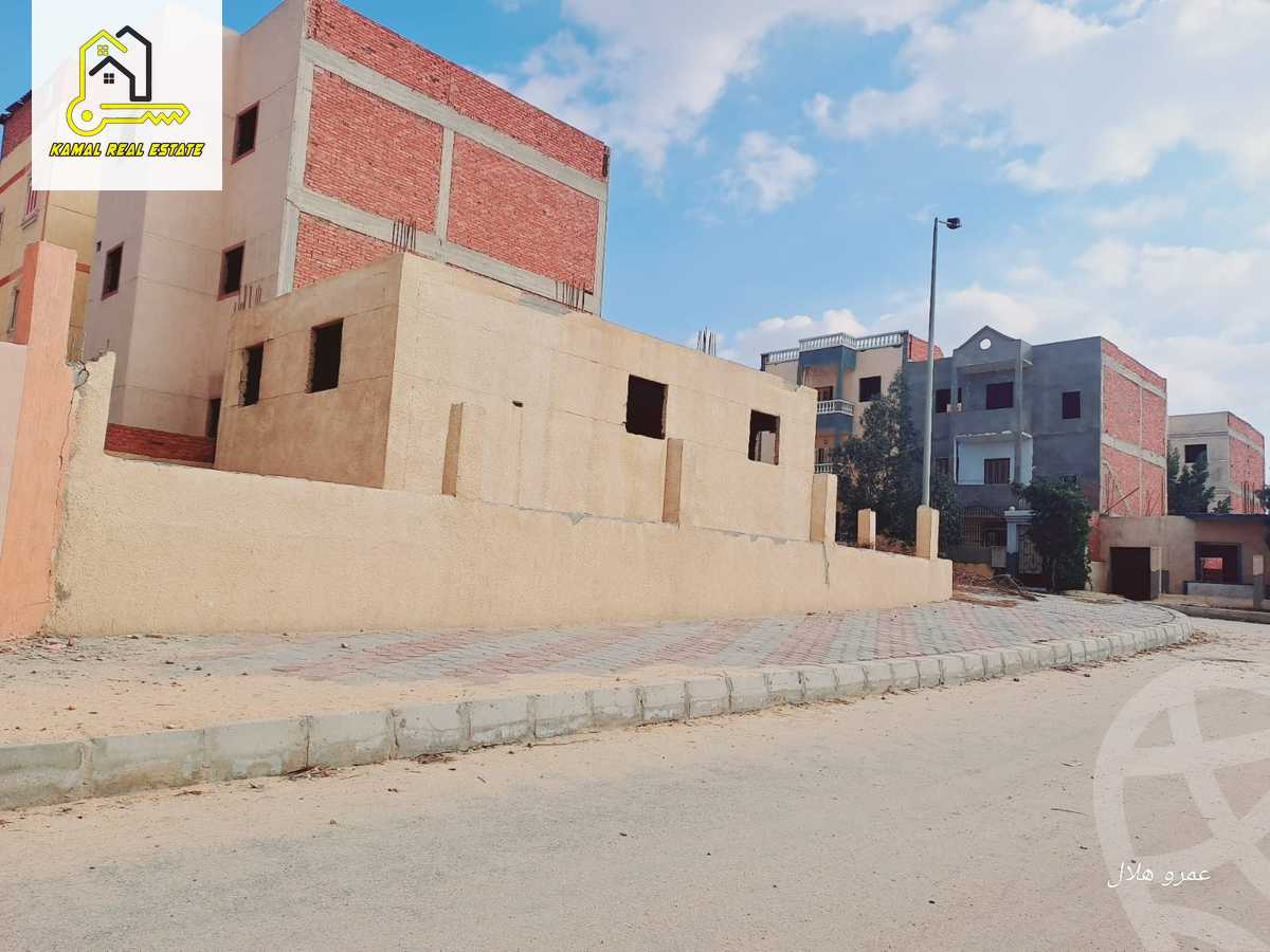 https://aqarmap.com.eg/ar/listing/4739252-for-sale-cairo-6th-of-october-hadaeq-october-ebni-betak-7-abdul-rahman-hamdan-st