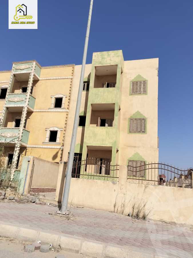 https://aqarmap.com.eg/en/listing/4971839-for-sale-cairo-6th-of-october-hadaeq-october-ebni-betak-7-mohammed-hamdan-st