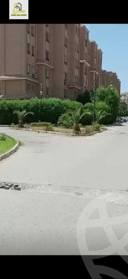 https://aqarmap.com.eg/ar/listing/4992599-for-sale-cairo-6th-of-october-hadaeq-october-kmbwnd-fy-hdyq-ktwbr-bedaya