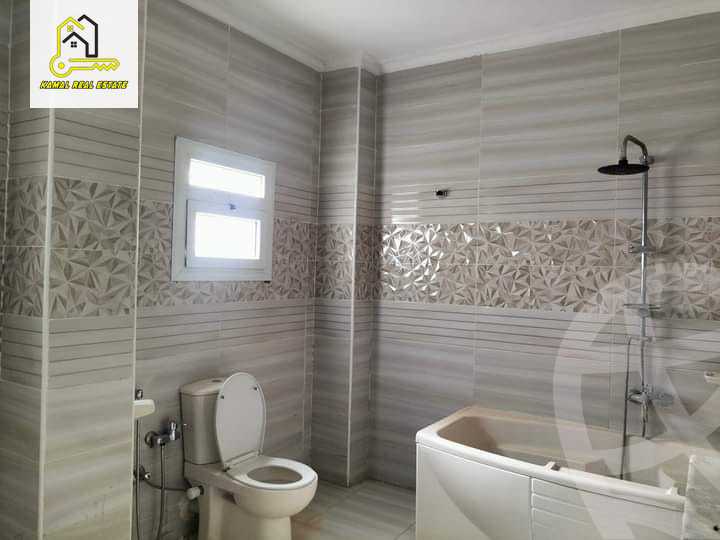 https://aqarmap.com.eg/ar/listing/5204919-for-sale-cairo-6th-of-october-hadaeq-october-ebni-betak-7-abdul-rahman-hamdan-st