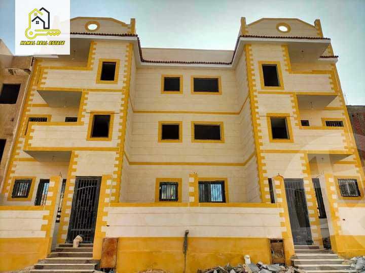 https://aqarmap.com.eg/ar/listing/5204919-for-sale-cairo-6th-of-october-hadaeq-october-ebni-betak-7-abdul-rahman-hamdan-st